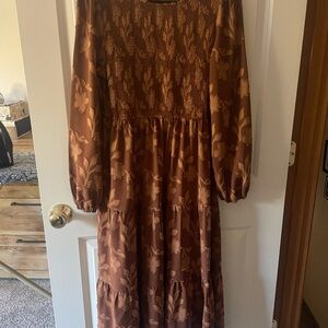 Chic Long Sleeve Floral Dress in Brown